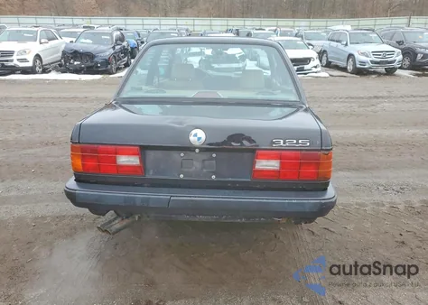1989 BMW 325 I из США, поврежденный, VIN WBAAA1306K4143496